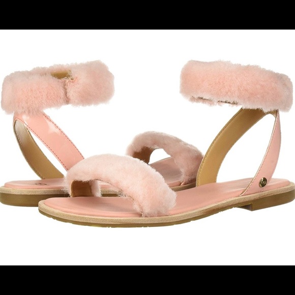ugg fuzzy flip flops